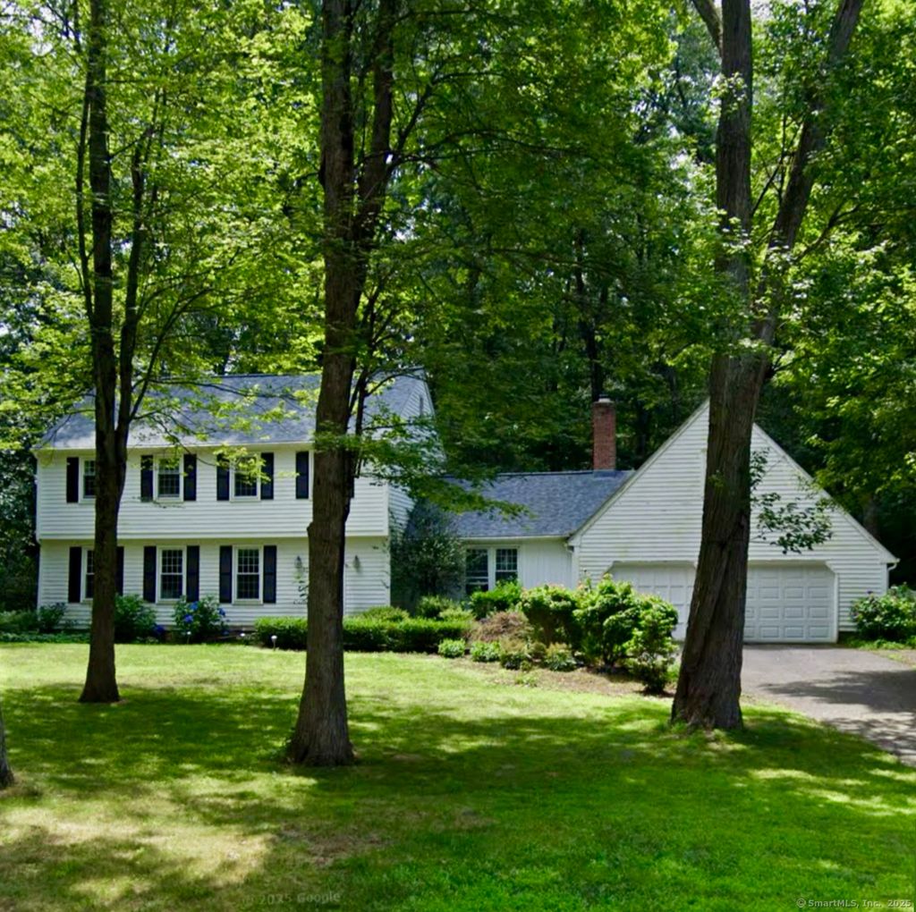 Photo of 37 Laurelwood Drive, Wallingford, CT 06492 (MLS # 24133023)