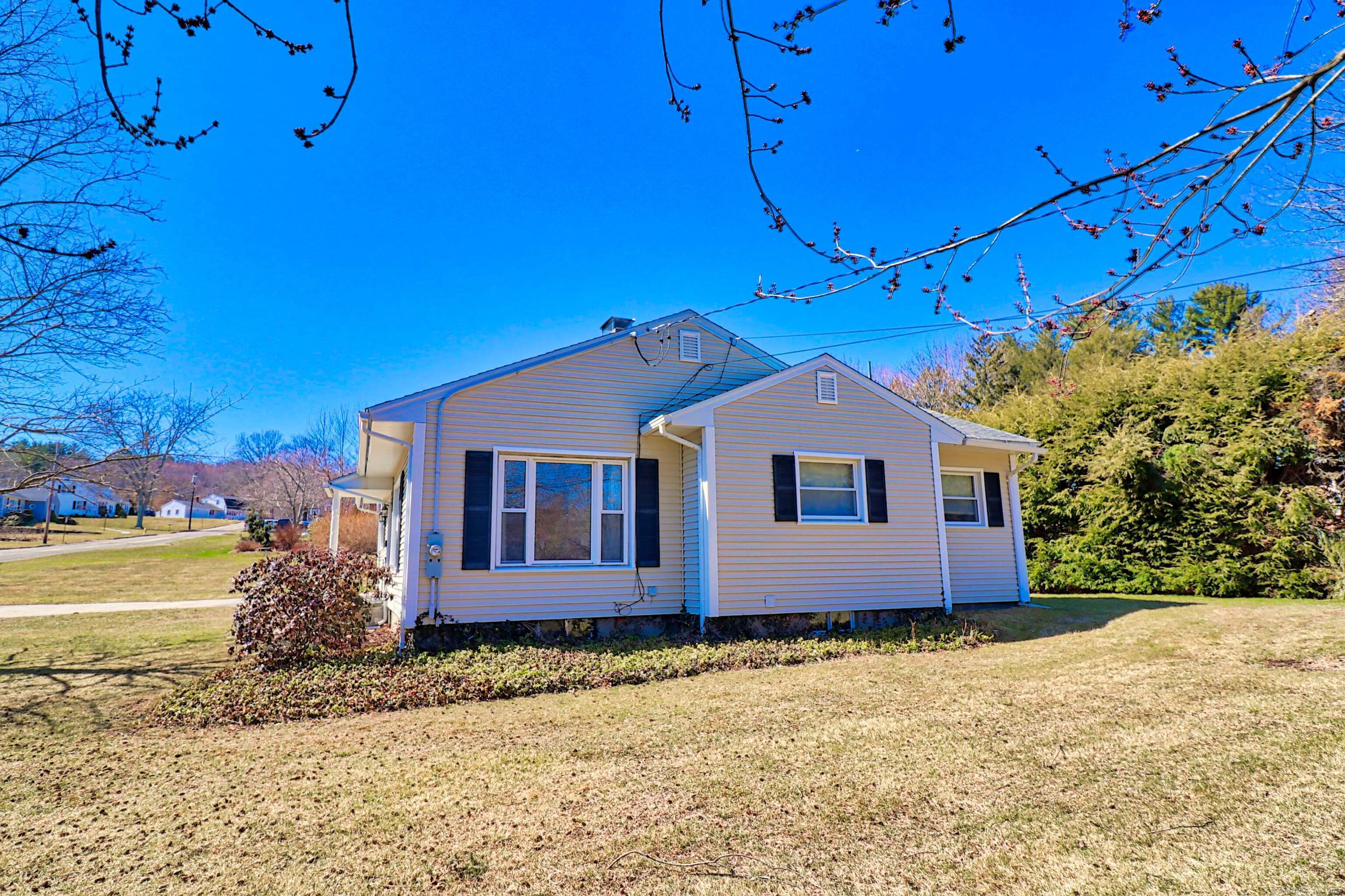 10 Taft Circle, Watertown, Connecticut image 3