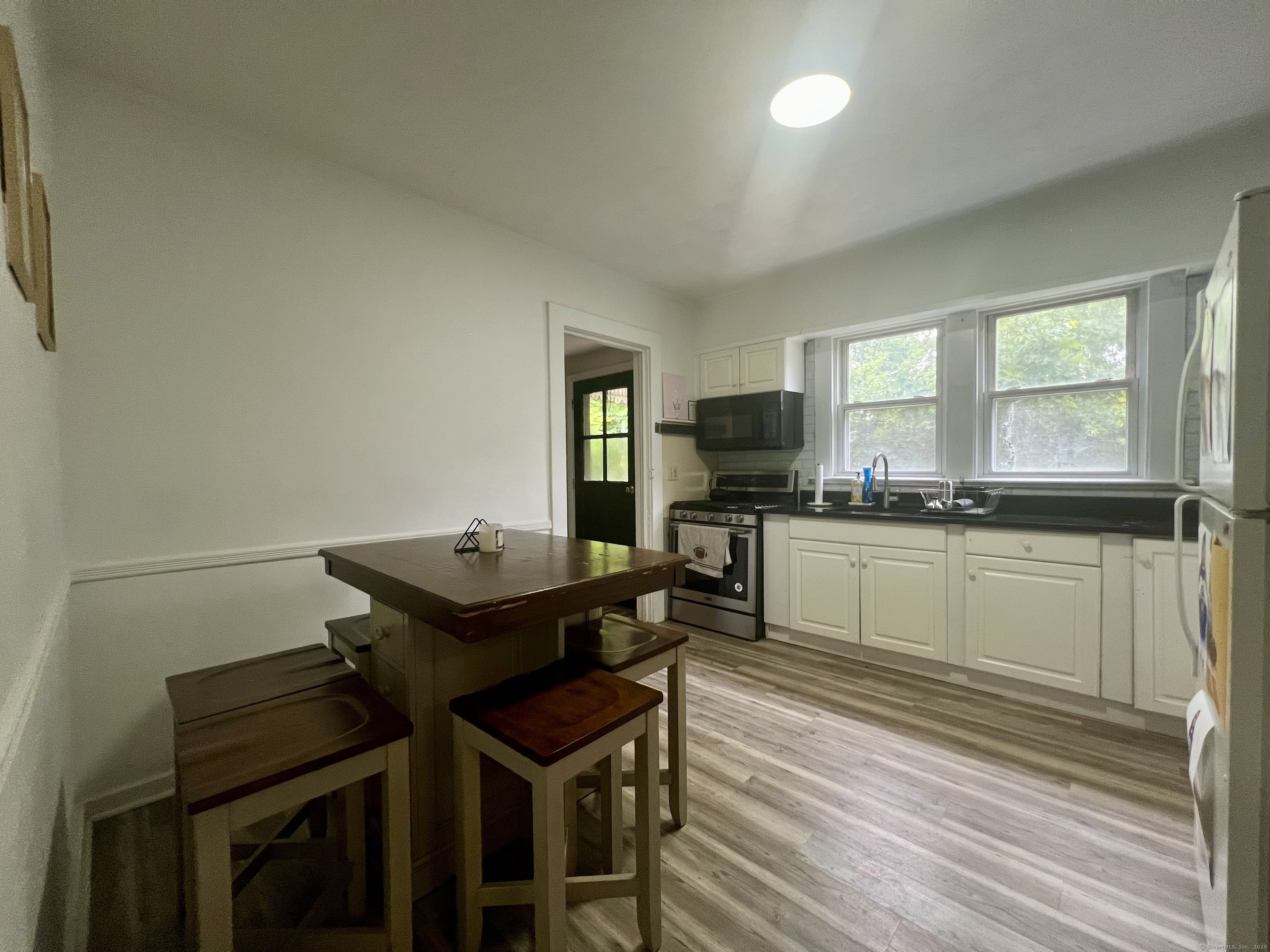 71 Forest Road