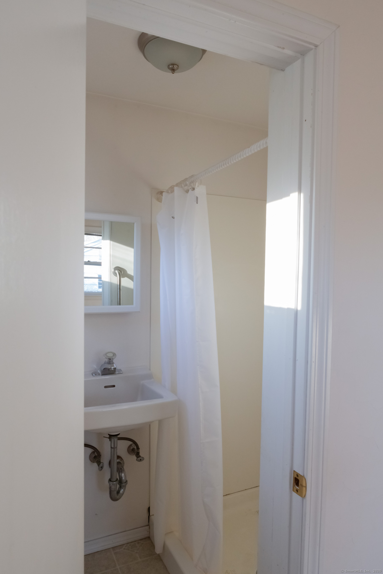 8 Lloyd Road, Norwalk, Connecticut image 12