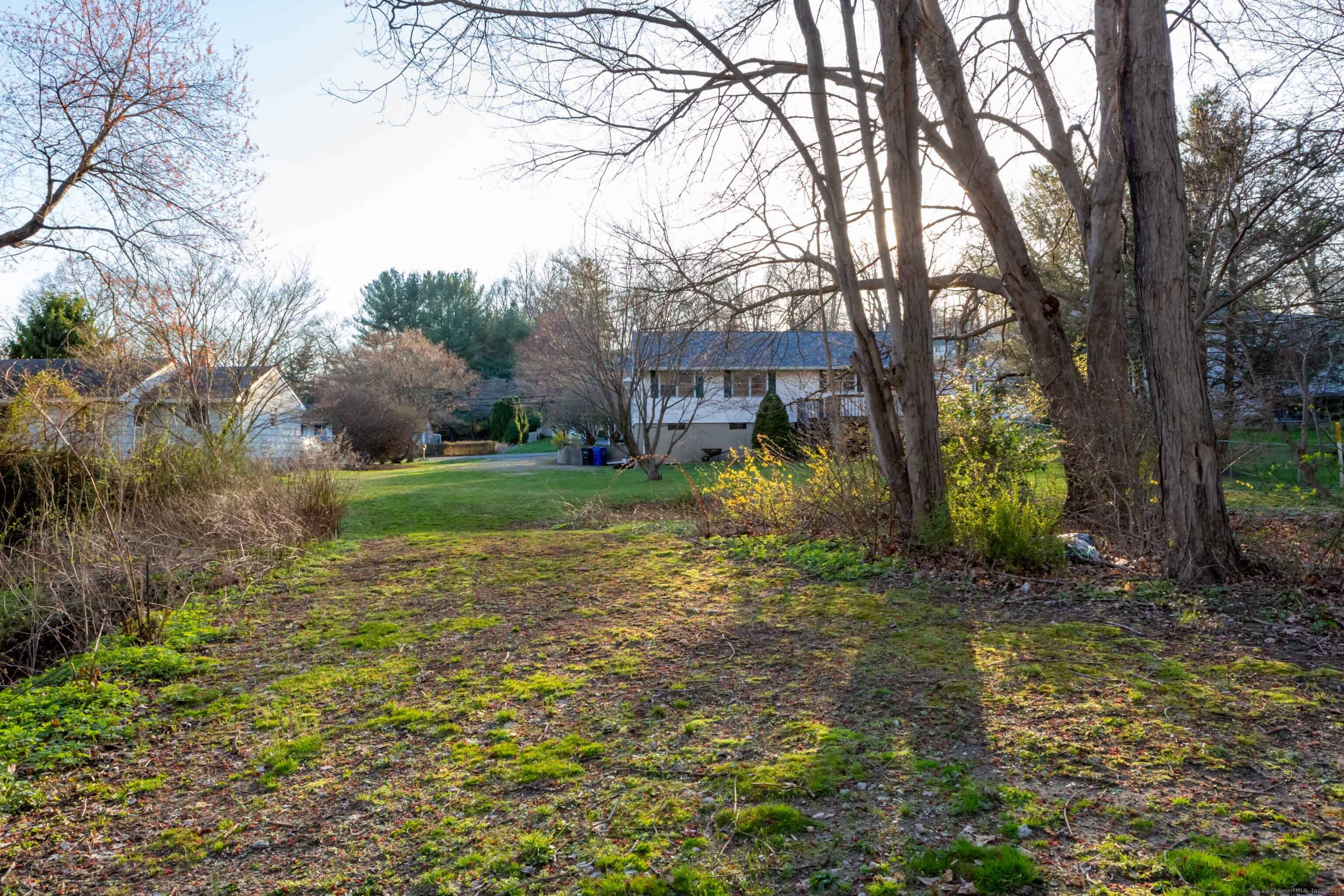 8 Lloyd Road, Norwalk, Connecticut image 24
