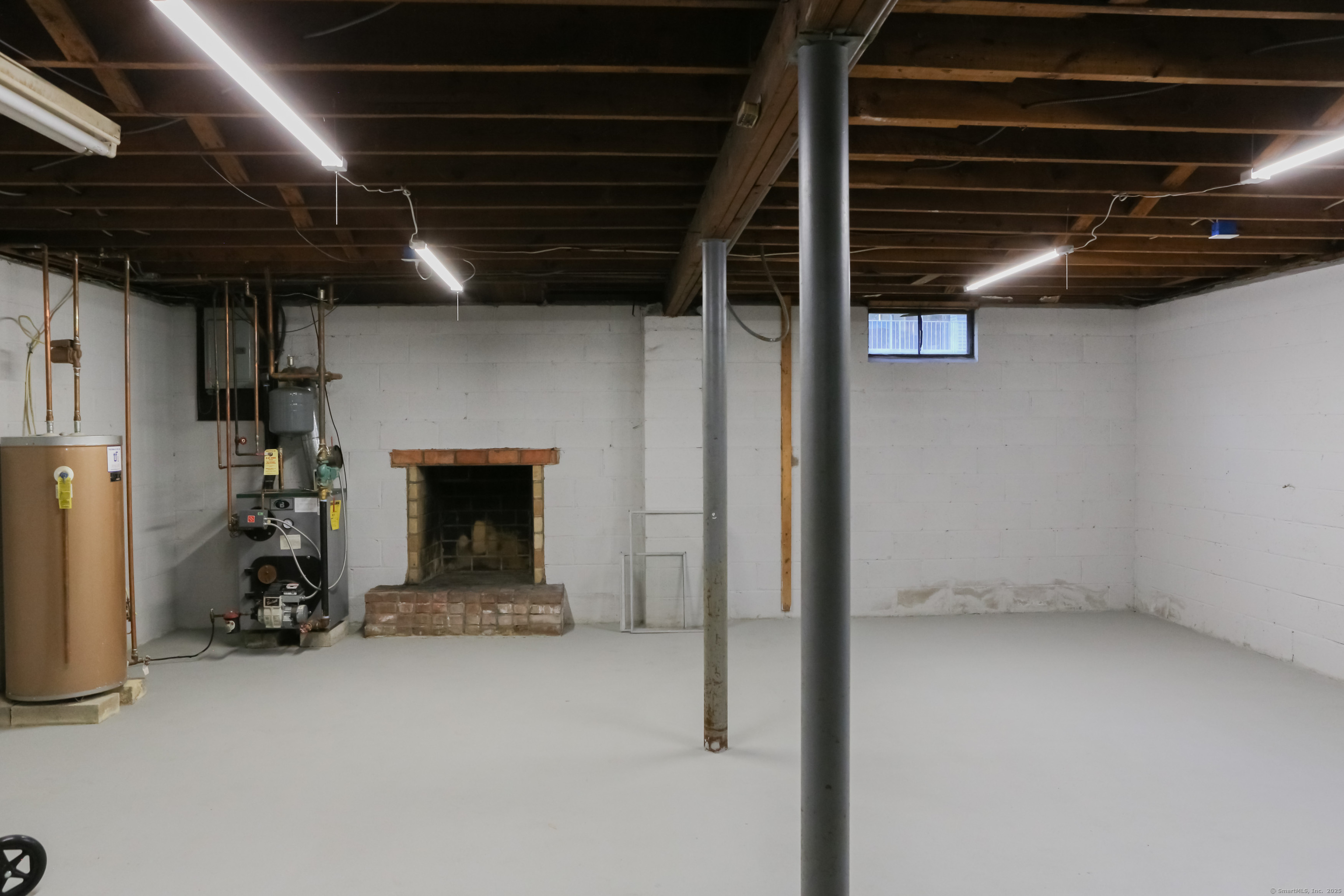 8 Lloyd Road, Norwalk, Connecticut image 18