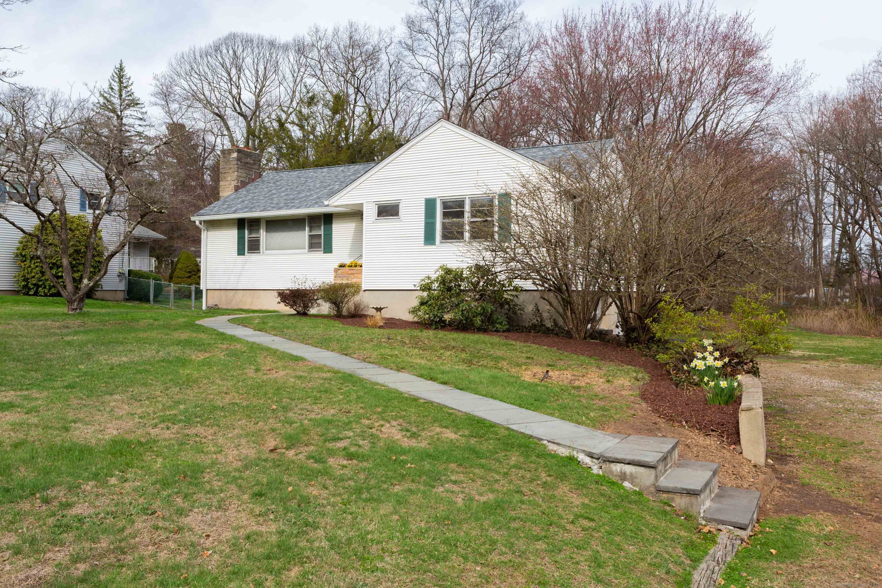 8 Lloyd Road, Norwalk, Connecticut image 4