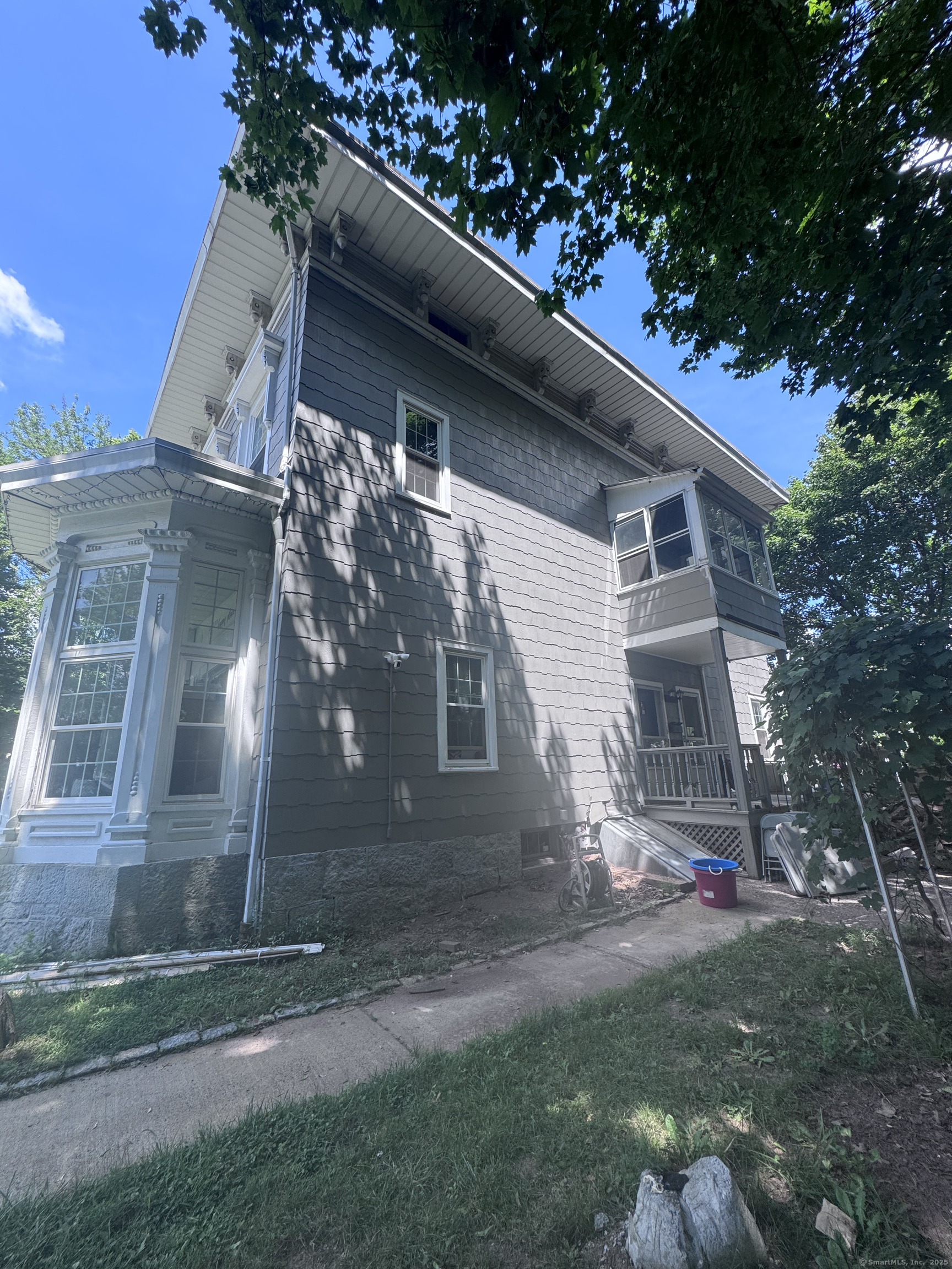 127 Winthrop Terrace