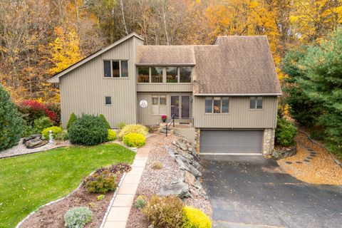 38 Winding Brook Trail Vernon CT 06066