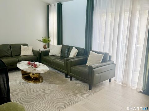 Tiny photo for 10 Glenview Drive #10, Cromwell, CT 06416 (MLS # 24150692)