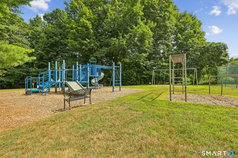 Tiny photo for 10 Glenview Drive #10, Cromwell, CT 06416 (MLS # 24150692)