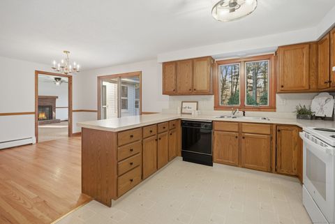 Tiny photo for 67 Kingston Drive, East Hartford, CT 06118 (MLS # 24141686)