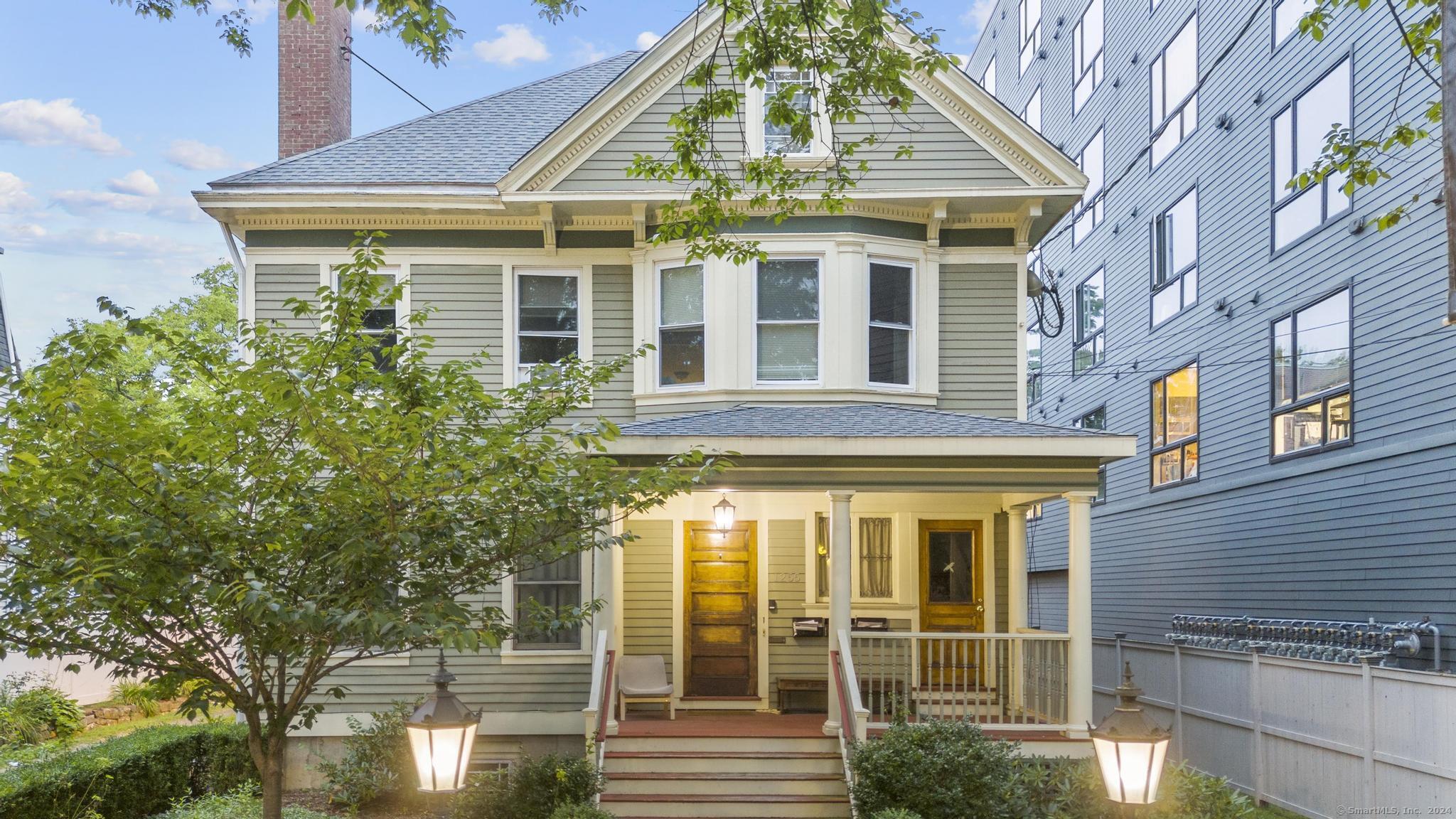 Rental Property at 1255 Chapel Street Basement, New Haven, Connecticut - Bedrooms: 3 
Bathrooms: 2 
Rooms: 5  - $2,200 MO.