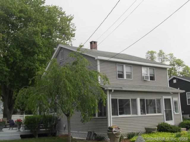 Indianola Road, East Lyme, Connecticut - 3 Bedrooms  
2 Bathrooms  
6 Rooms - 