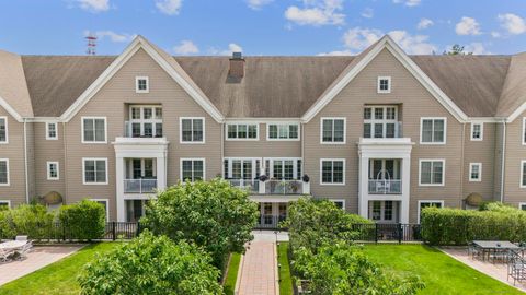 Tiny photo for 77 Havemeyer Lane #313, Stamford, CT 06902 (MLS # 24143000)