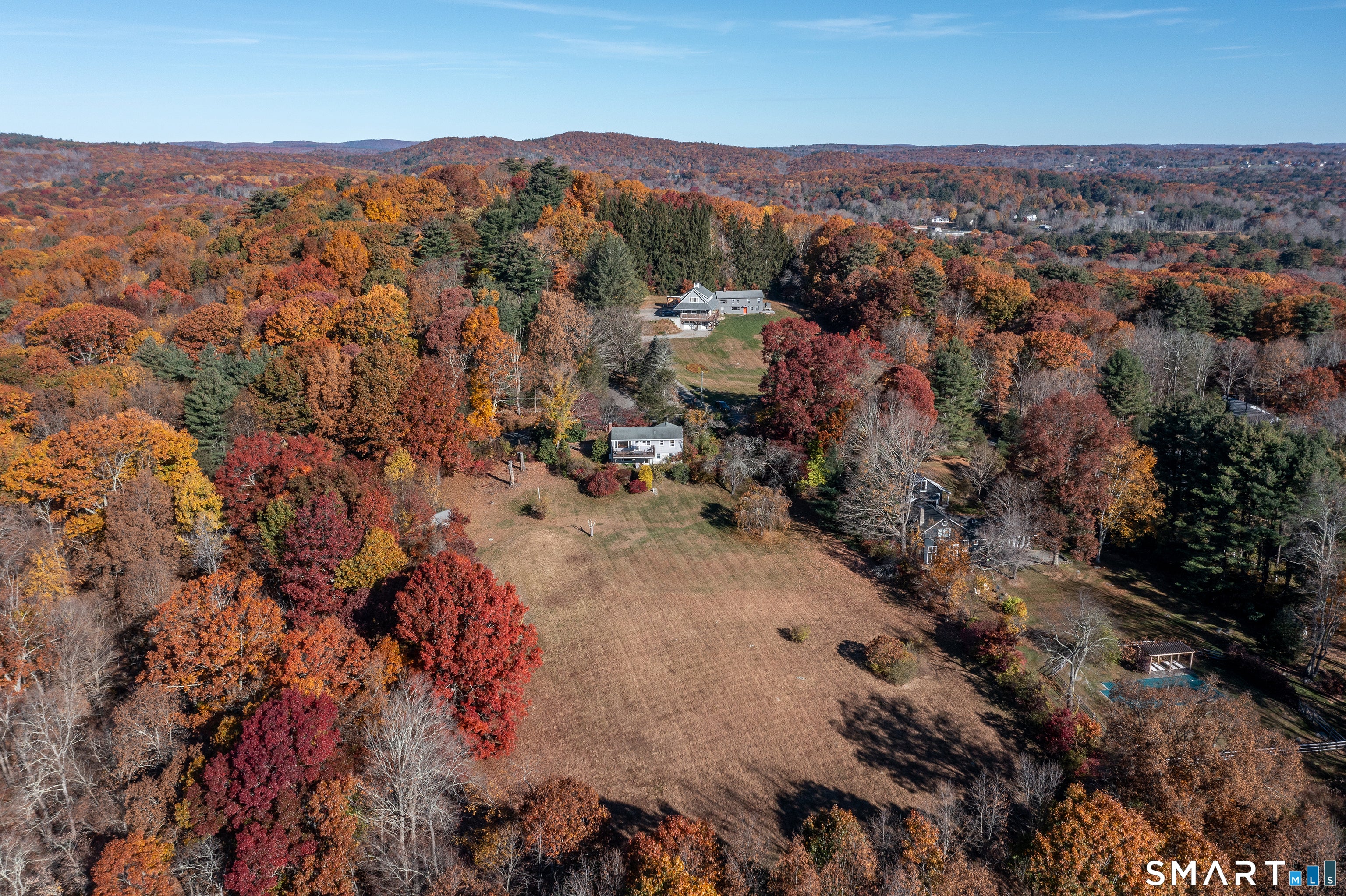 123 Looking Glass Hill Road