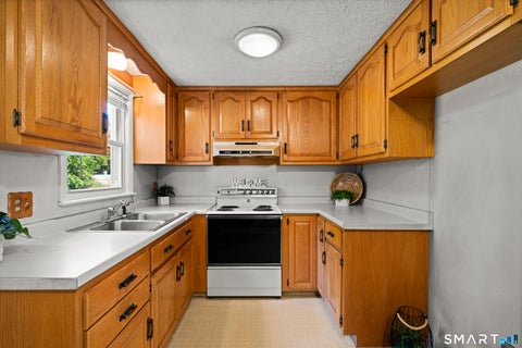 Tiny photo for 128 Bel Aire Circle, Windsor Locks, CT 06096 (MLS # 24215944)