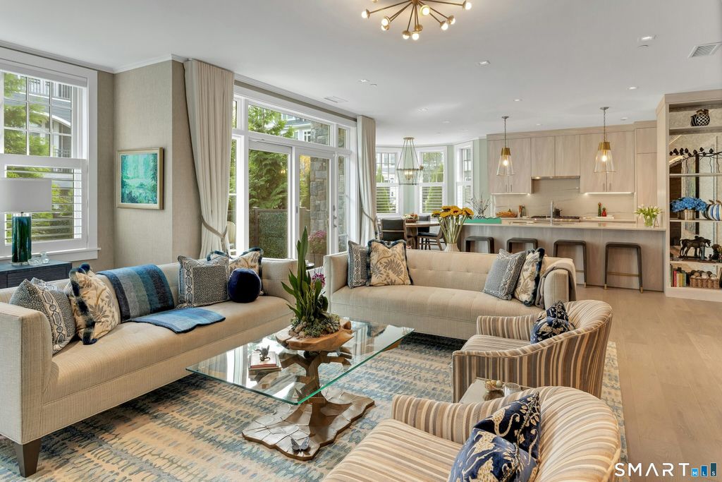 Photo of 160 Park Street #102, New Canaan, CT 06840 (MLS # 24141519)