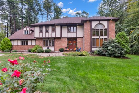 29 Wildwood Circle South Windsor CT 06074