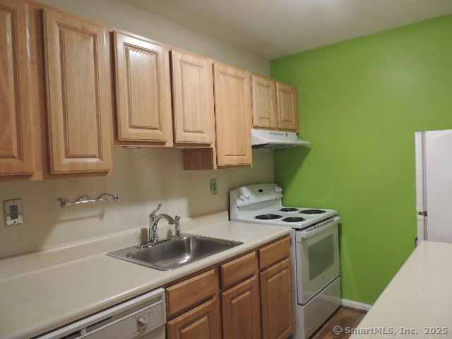 63 Glade Street #C02, West Haven, Connecticut image 7