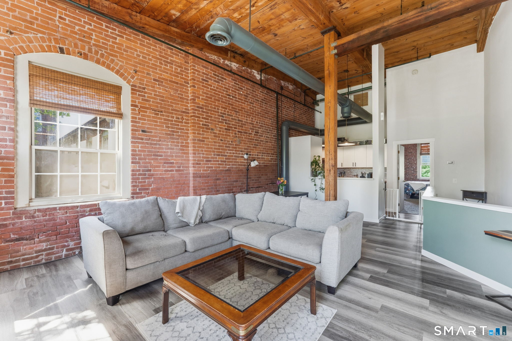 92 Main Street 405