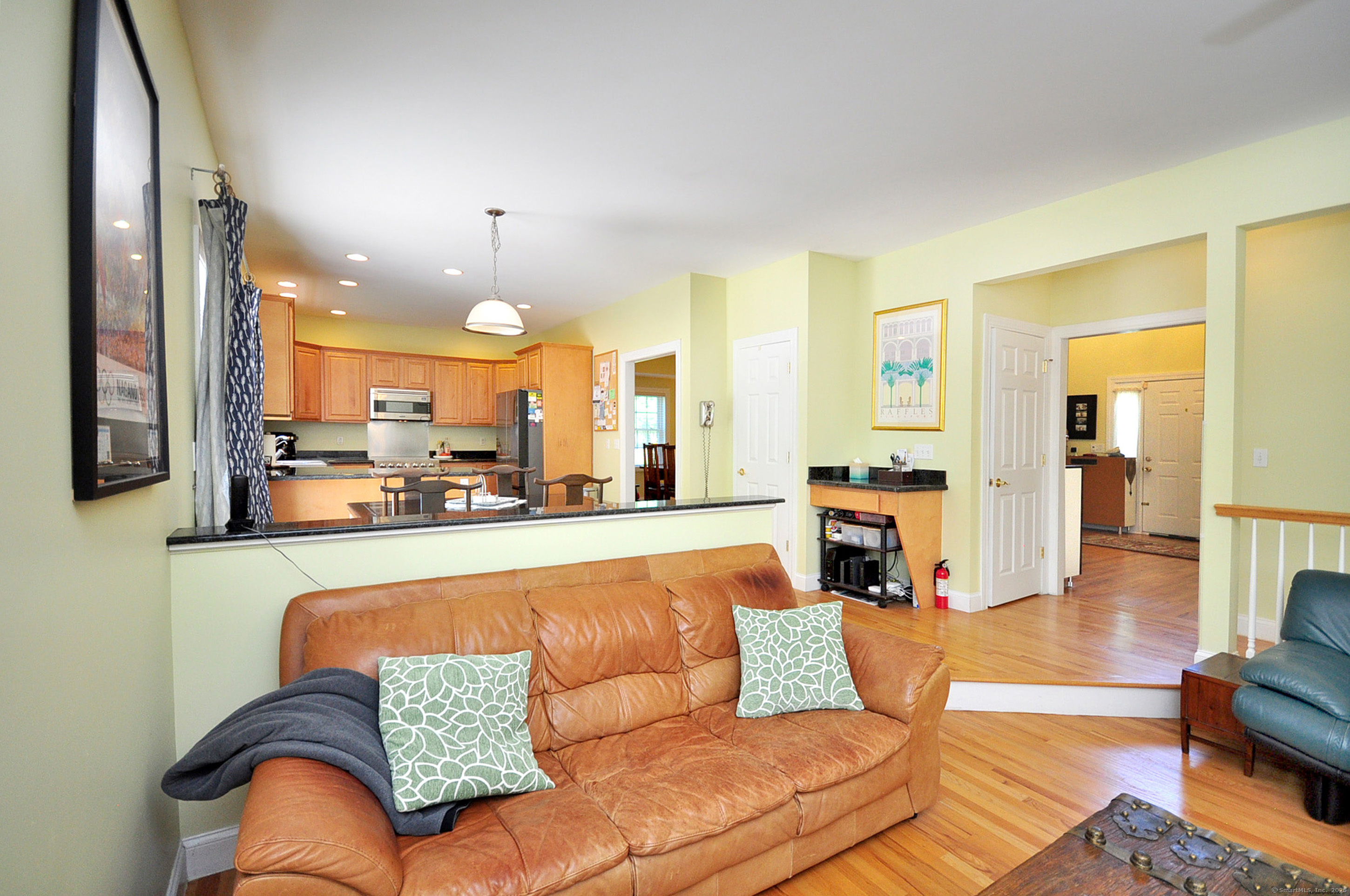 120 Derek Drive, Tolland, Connecticut image 17