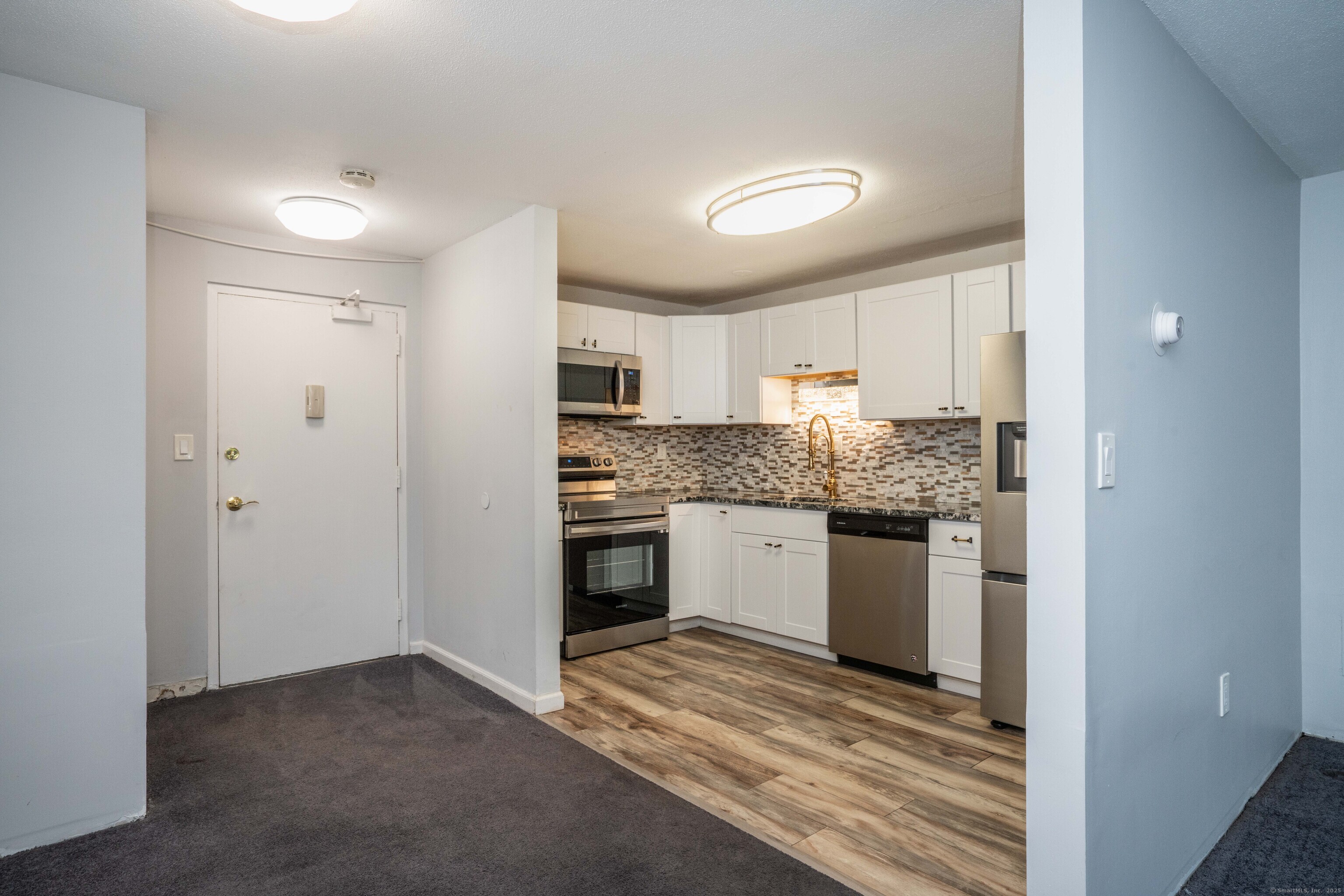 104 Oakwood Avenue #APT T3, West Hartford, Connecticut image 19