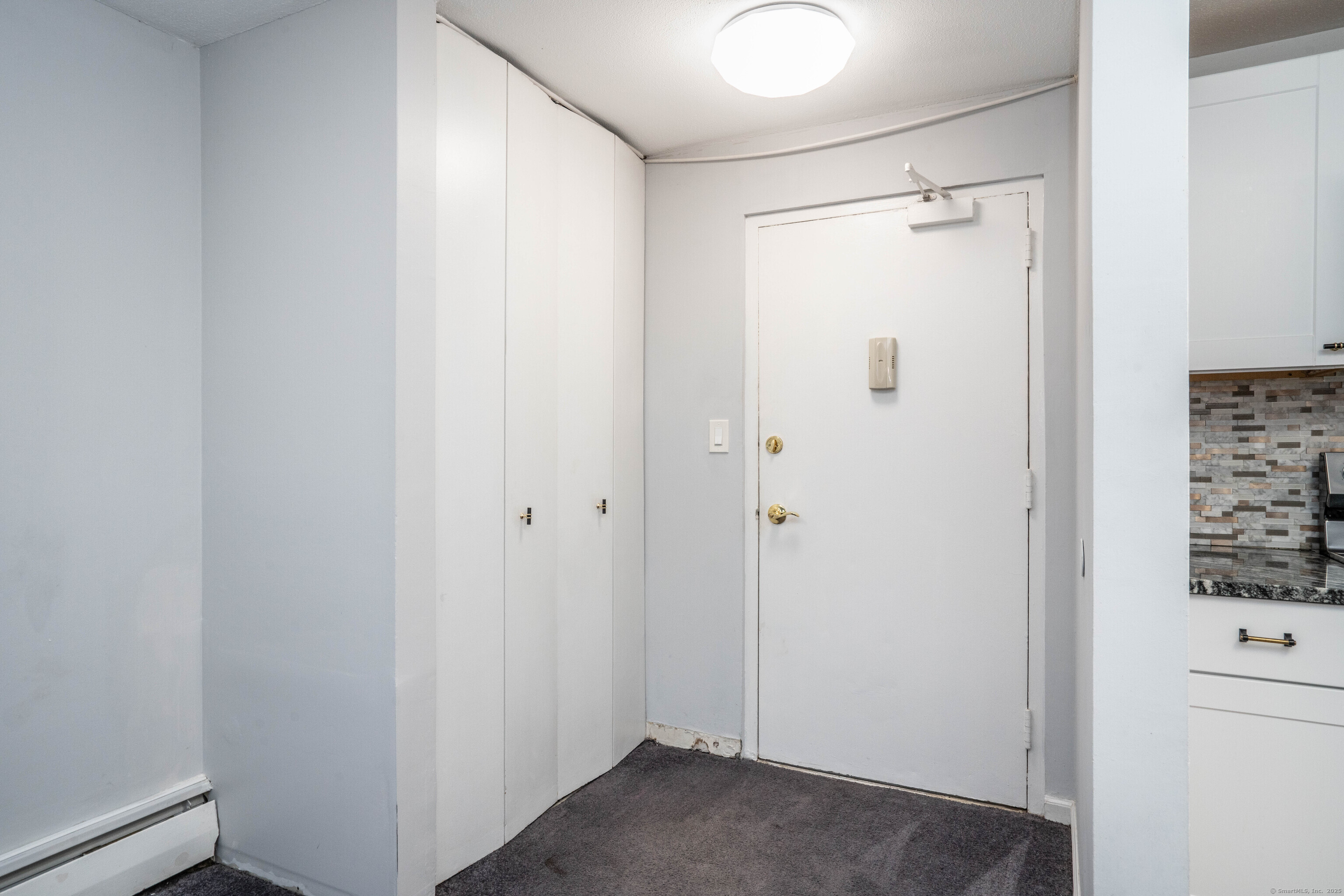 104 Oakwood Avenue #APT T3, West Hartford, Connecticut image 20