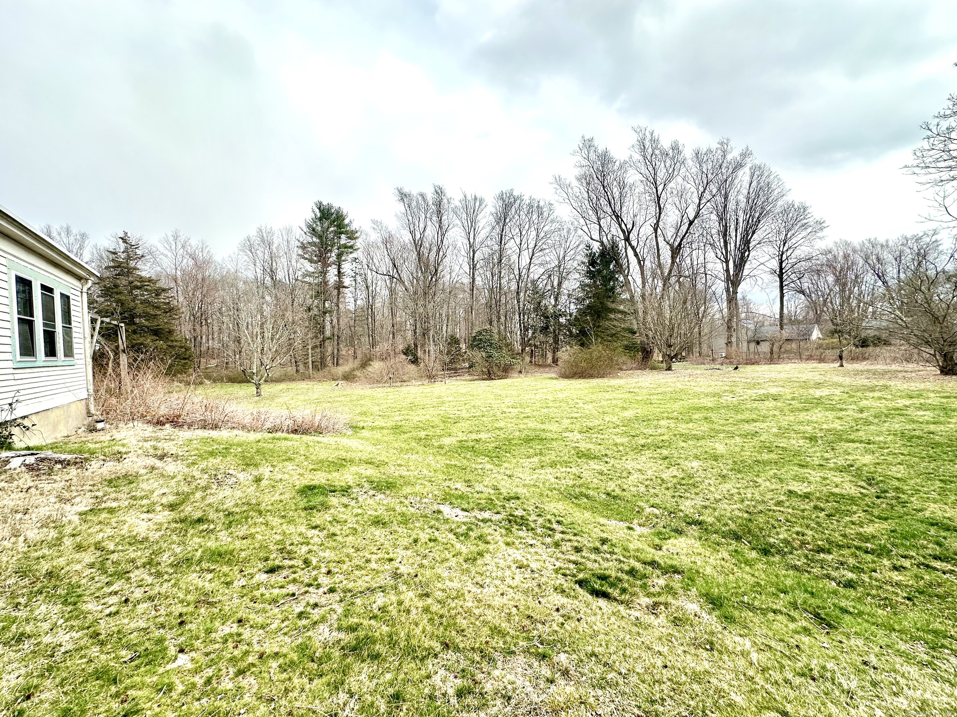 471 Amity Road, Woodbridge, Connecticut image 32