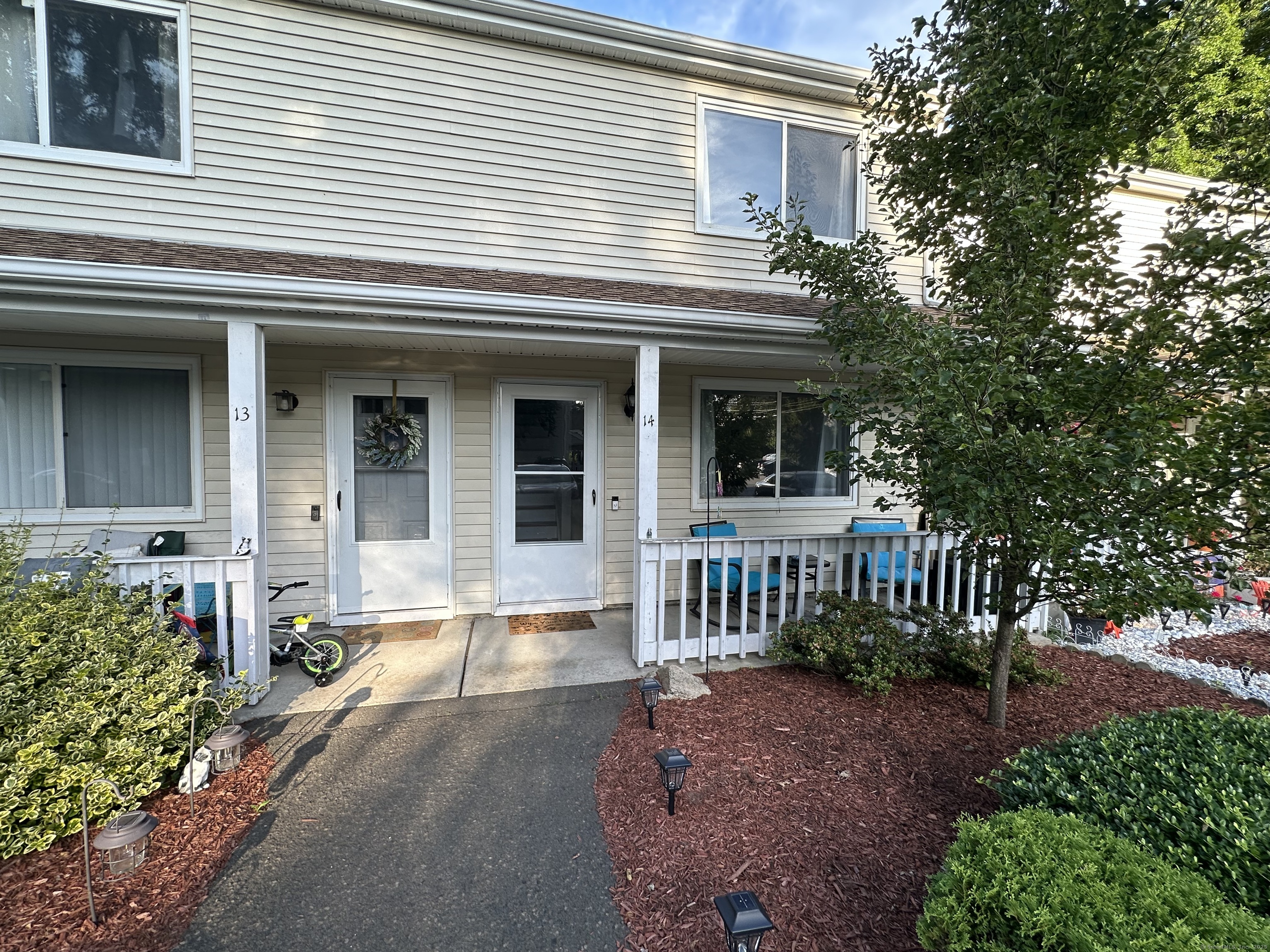 63 Coleman Street APT 14