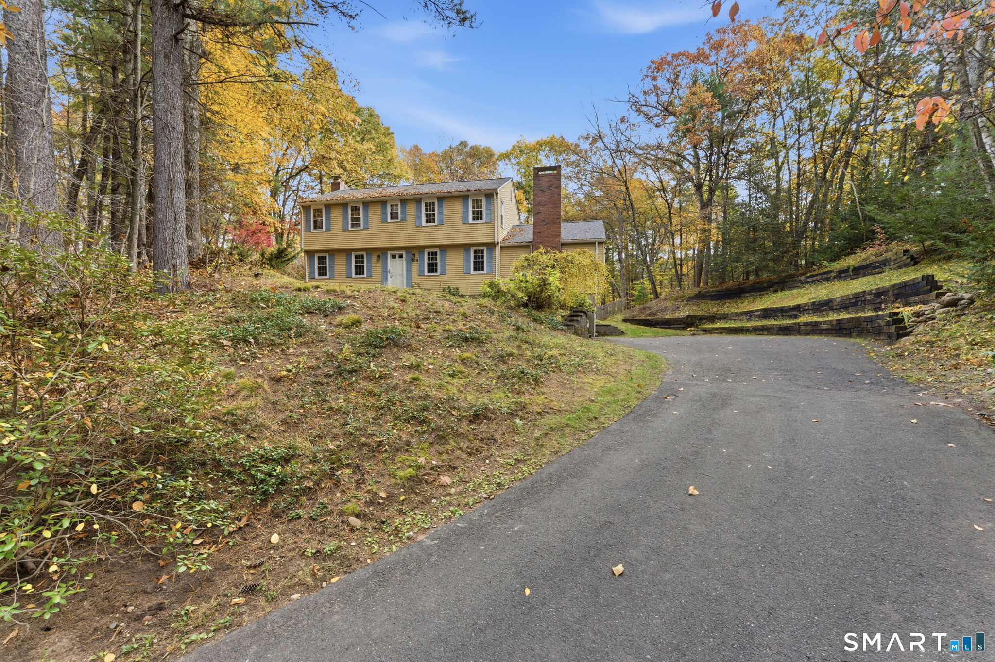 326 West Mountain Road