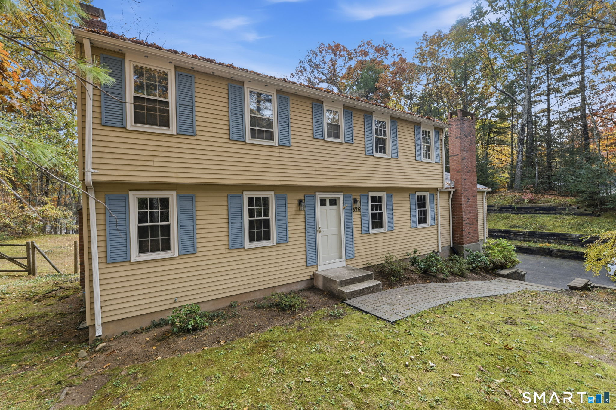 326 West Mountain Road