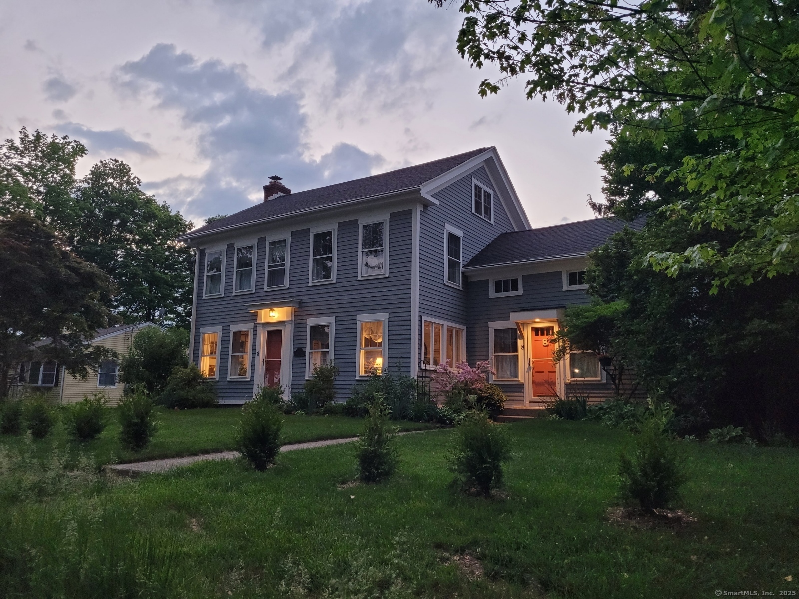 8 Hawleyville Road