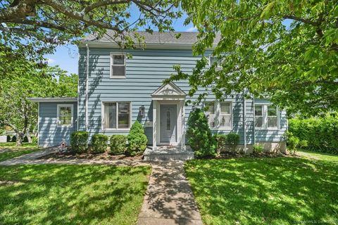 91 Clovelly Road, Stamford, CT 06902 - #: 24095532