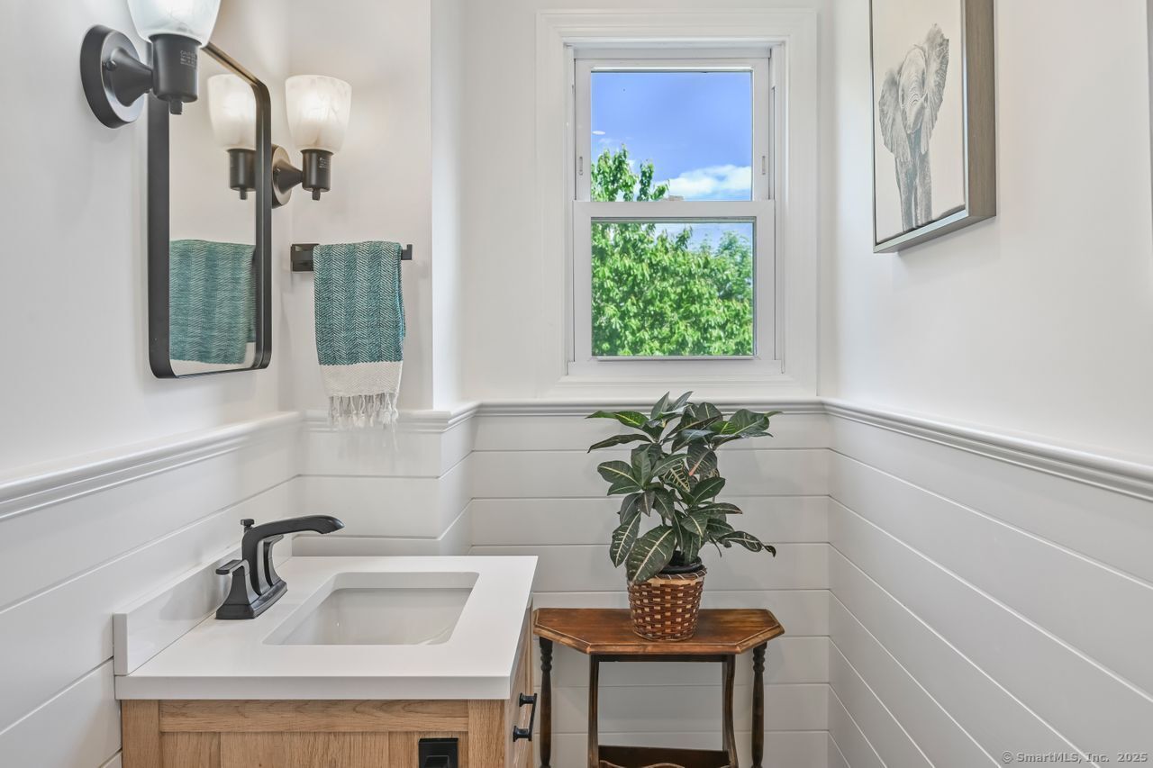 91 Clovelly Road, Stamford, Connecticut image 10
