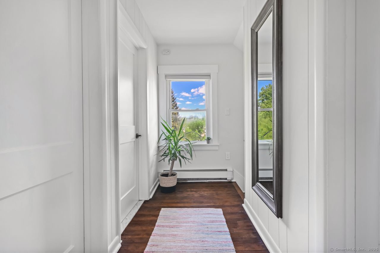 91 Clovelly Road, Stamford, Connecticut image 14