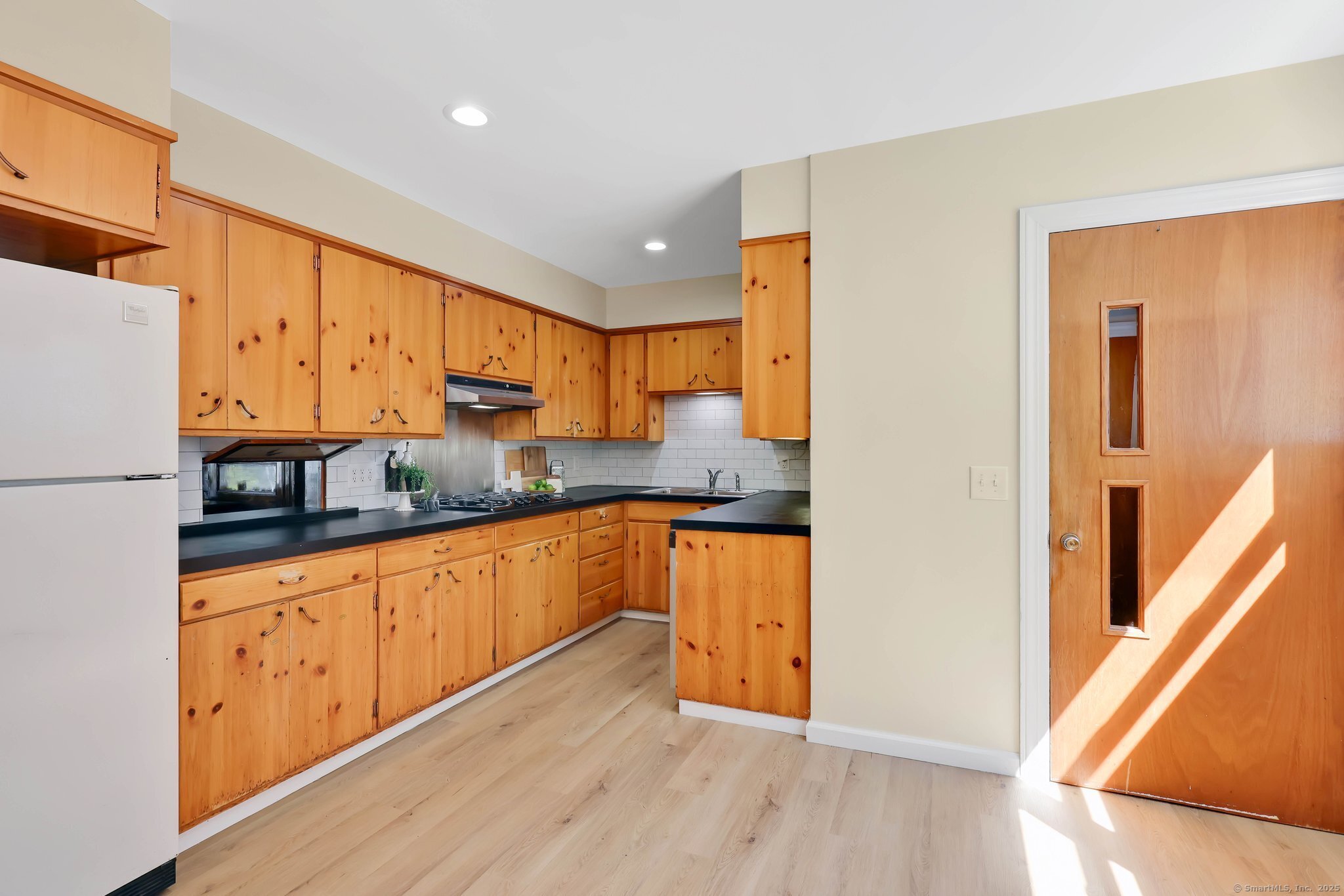 264 Sumner Avenue, Springfield, Massachusetts image 11