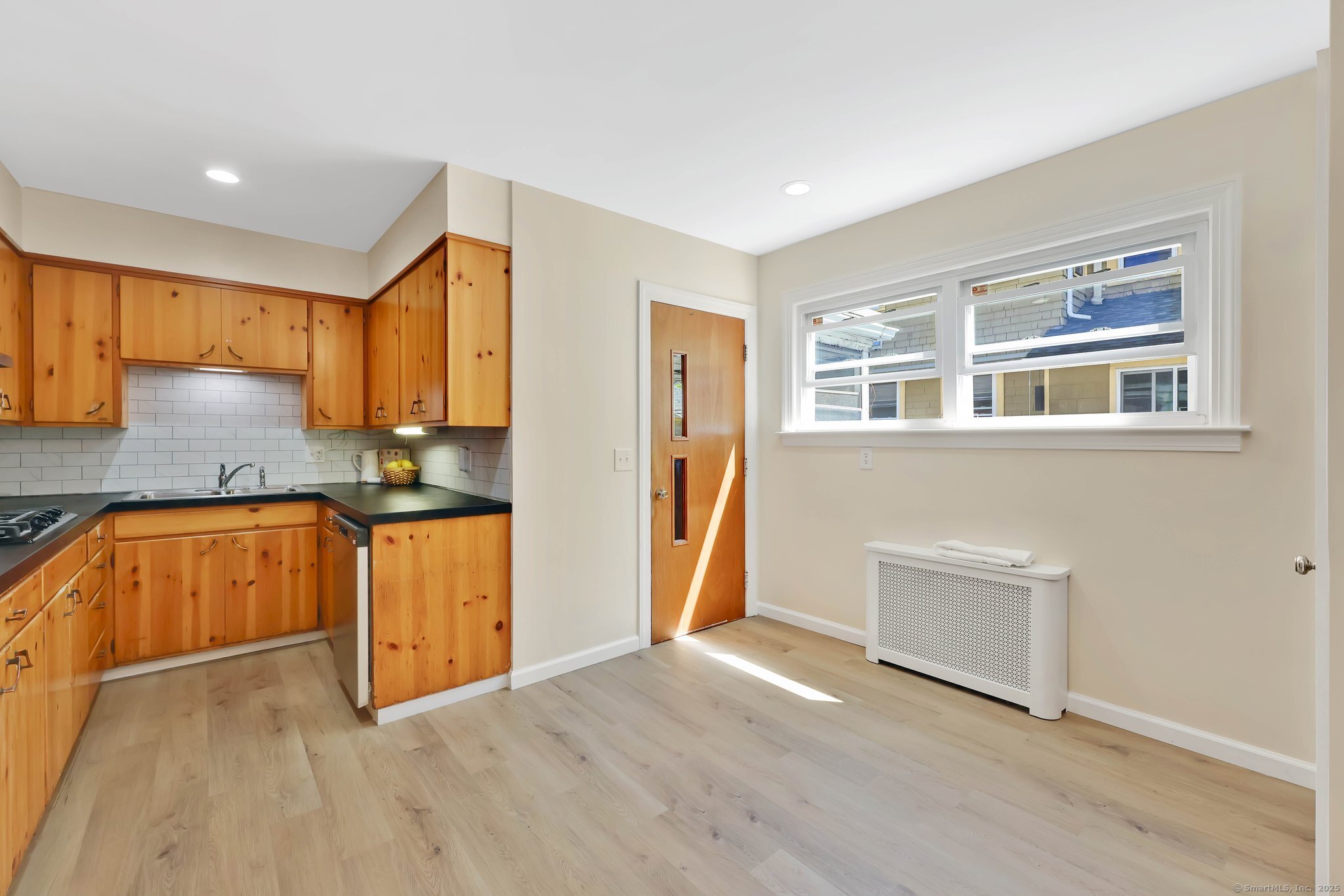 264 Sumner Avenue, Springfield, Massachusetts image 12
