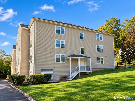 1241 EAST ST APT C1, NEW BRITAIN, CT 06053 - Image b4e06dcad46fa2e8d2c0fdbd350866fa/2897078533