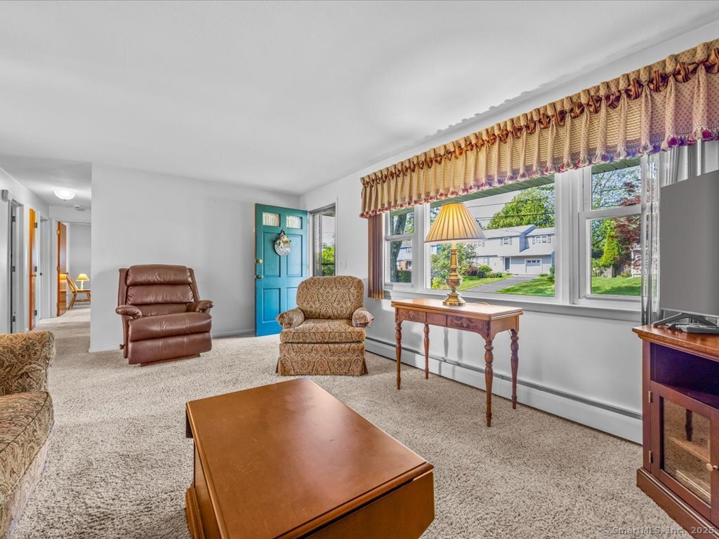55 Oxbow Drive
