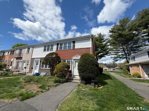 Photo of 46 Salem Walk #46, Milford, CT 06460 (MLS # 24172334)