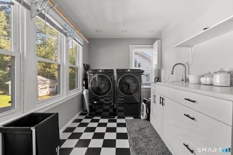 Tiny photo for 476 Norton Parkway, New Haven, CT 06511 (MLS # 24202317)
