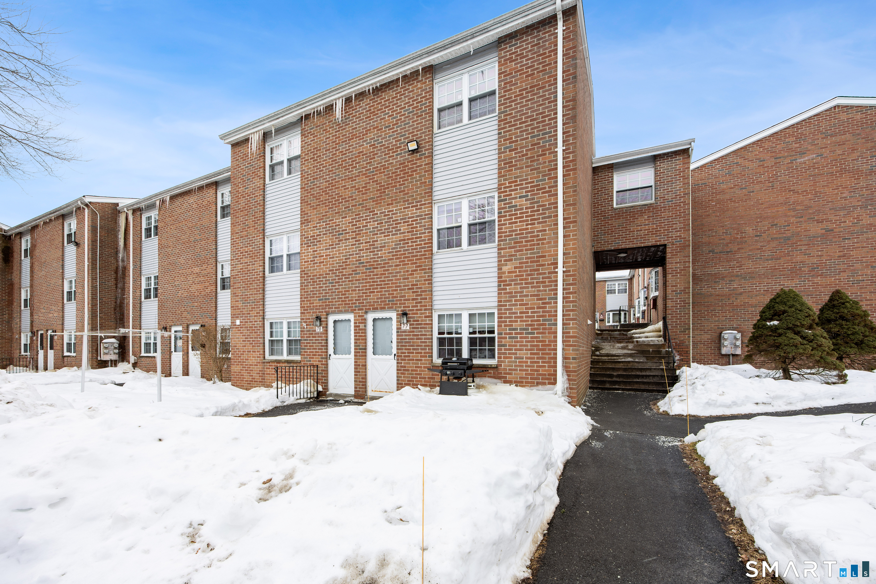 55 Beths Avenue APT 77