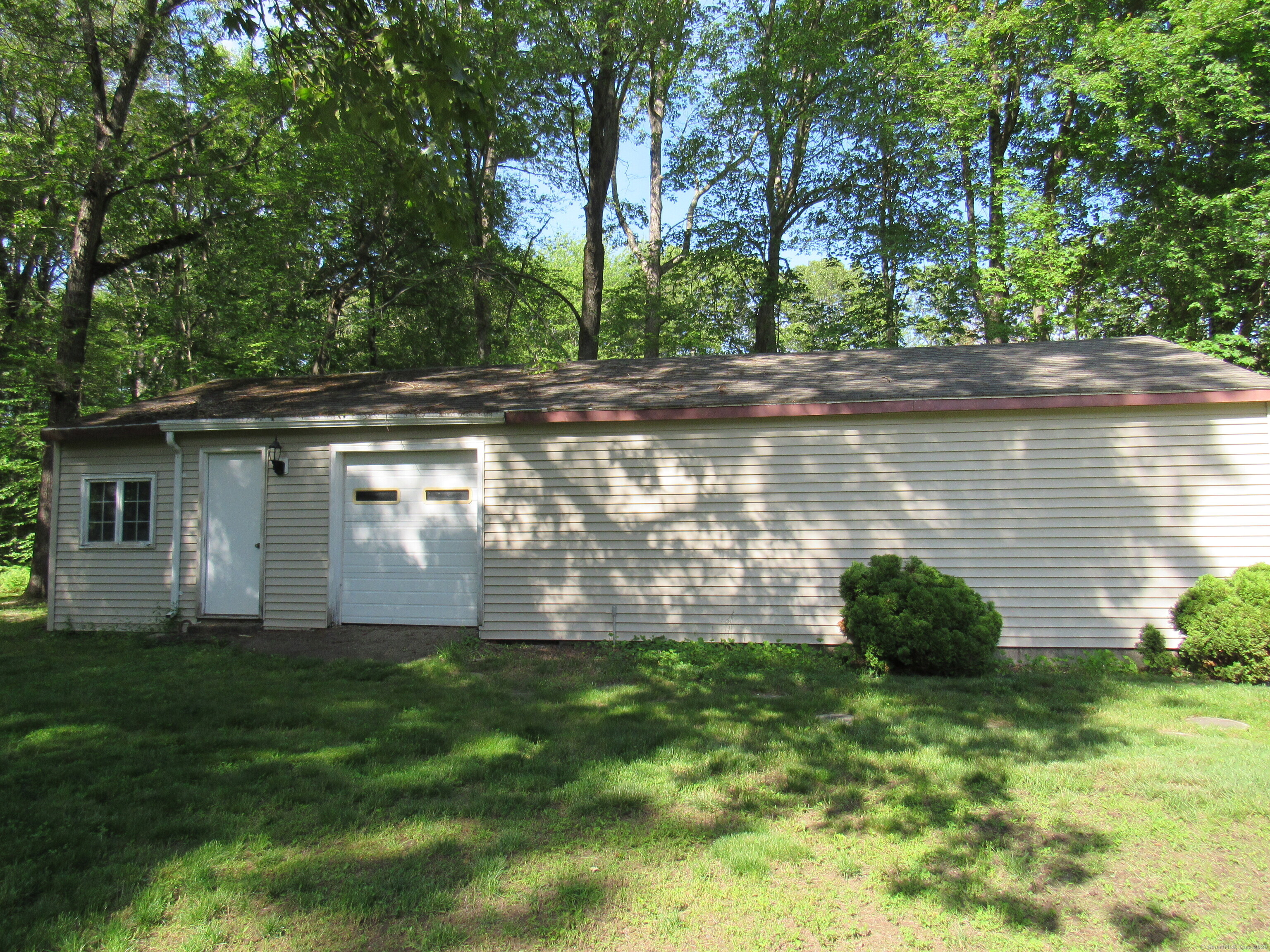 38 Dubois Road