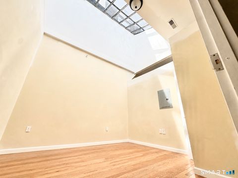 Photo of 105 Bank Street #3D, Waterbury, CT 06702 (MLS # 24096218)