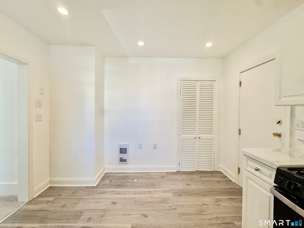 Photo of 44 Highview Avenue #2, Stamford, CT 06907 (MLS # 24212789)