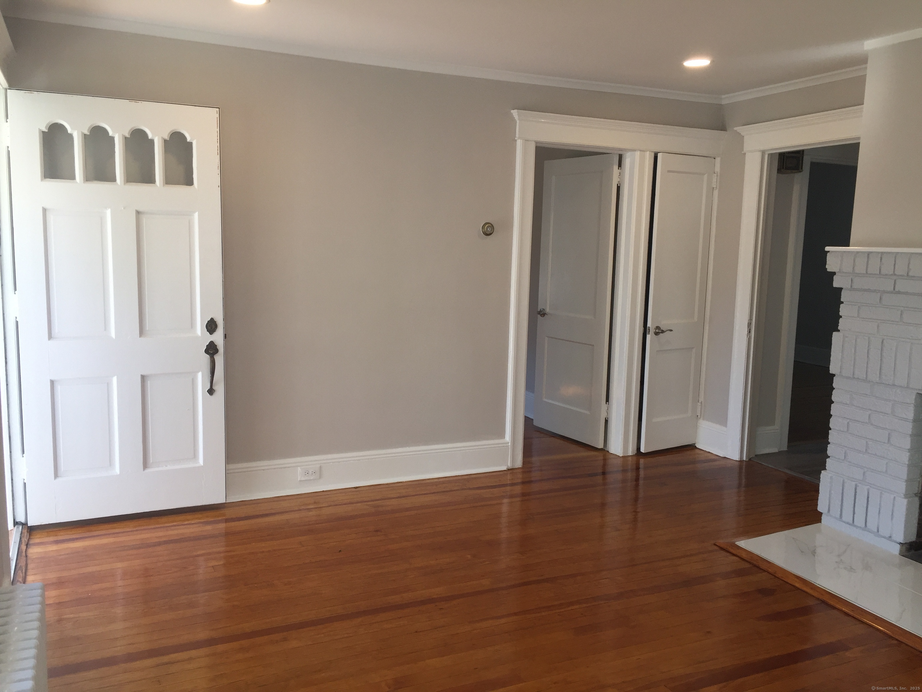 Greenwich, Connecticut 06870, United States, 2 Bedrooms Bedrooms, ,1 BathroomBathrooms,Residential,Active,164406