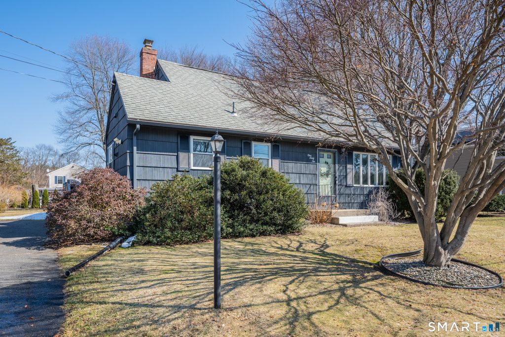 Photo of 162 Ben Street, Bristol, CT 06010 (MLS # 24157755)