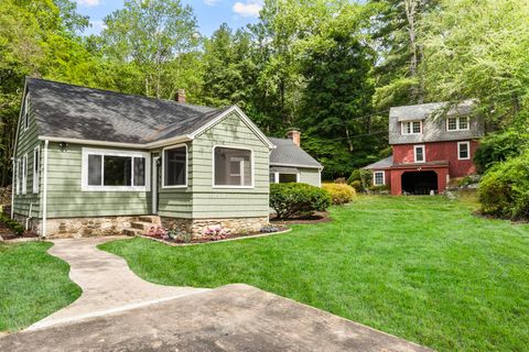 205 Great Quarter Road Newtown CT 06482