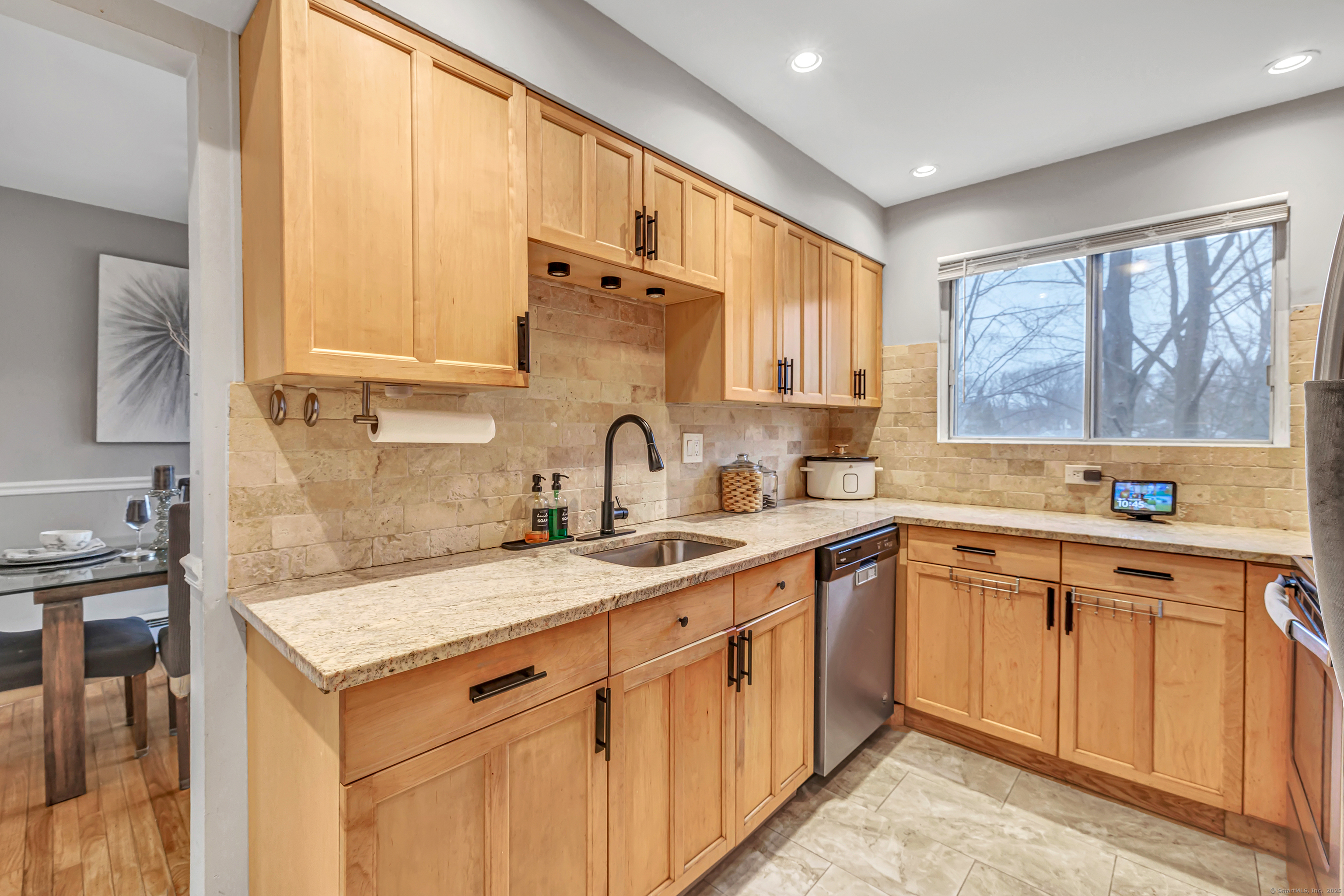 183 Kennedy Drive #183, Bridgeport, Connecticut image 9