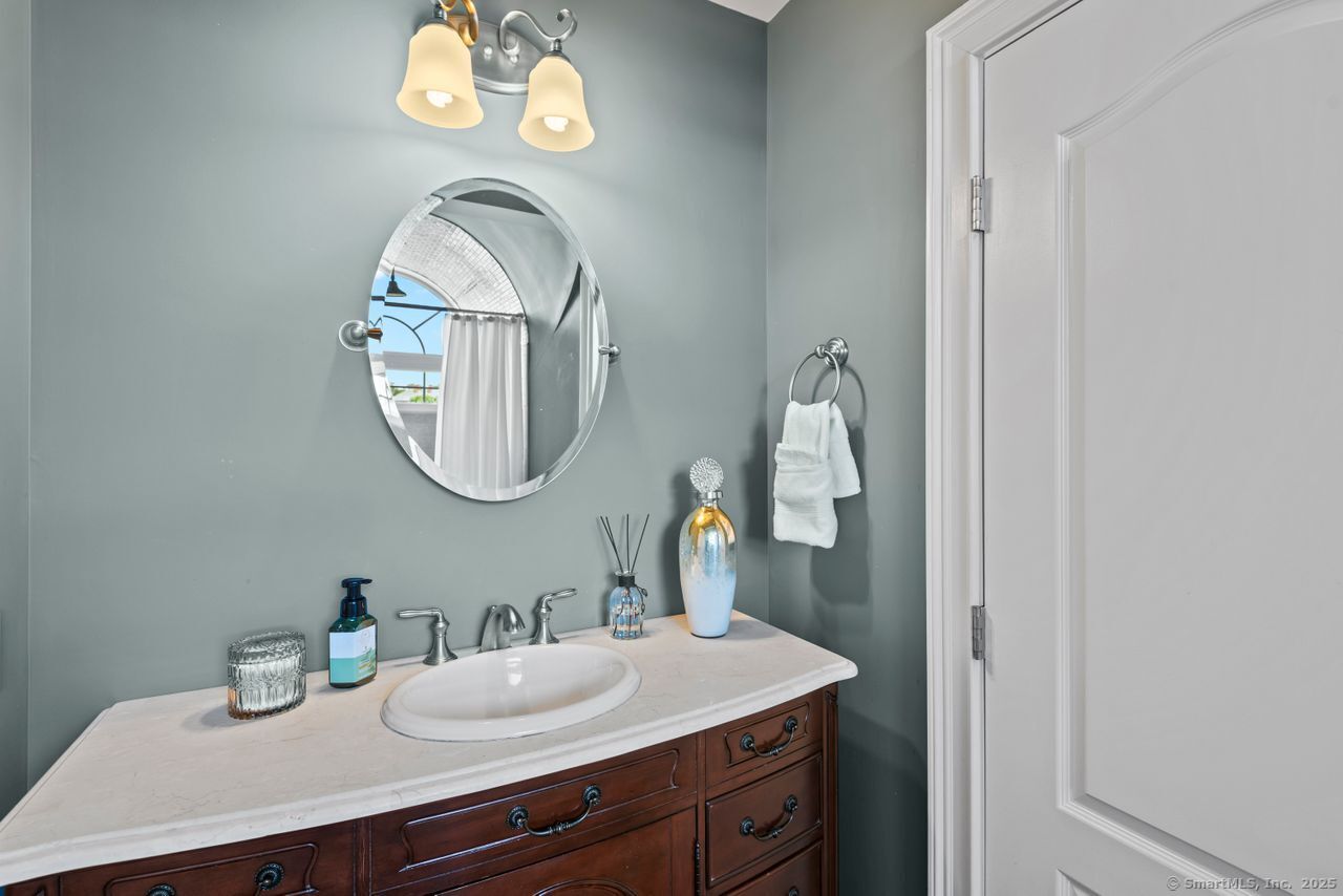 461 Bank Street #410, New London, Connecticut image 14