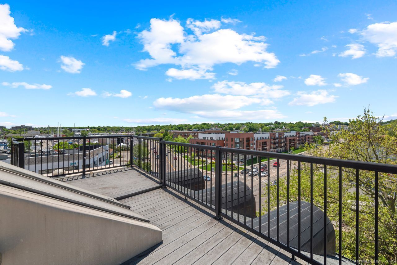461 Bank Street #410, New London, Connecticut image 20