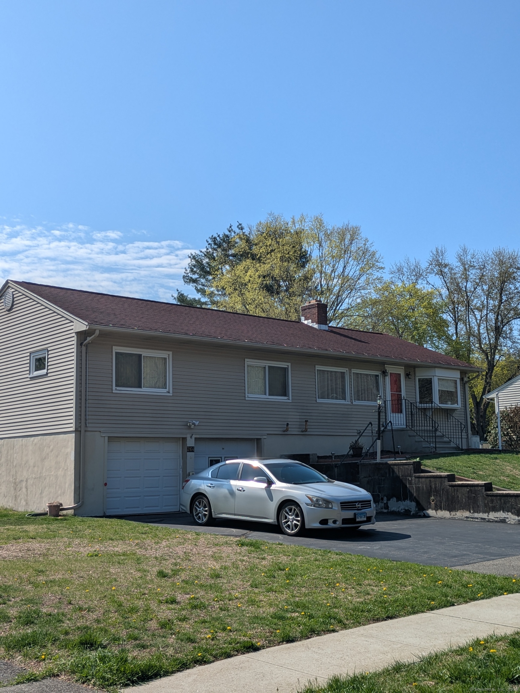 264 Timber Lane, Cheshire, Connecticut image 3