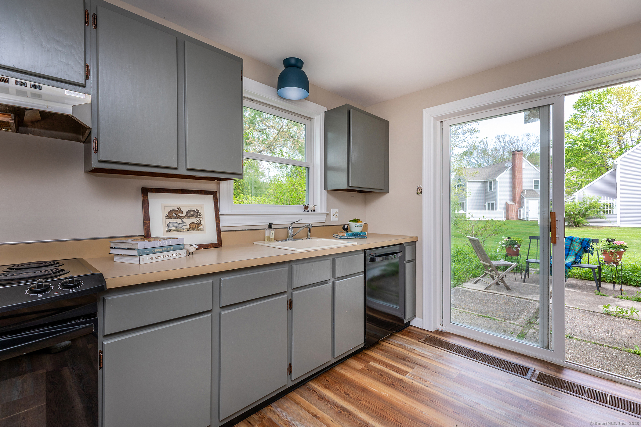 87 Canaan Road #APT 2F, Salisbury, Connecticut image 6